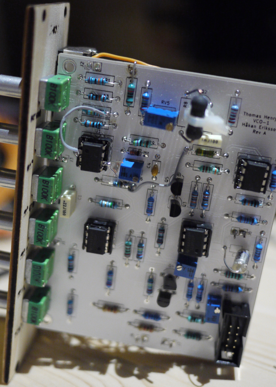 VCO-1